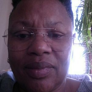 Meet your Posher, Regina